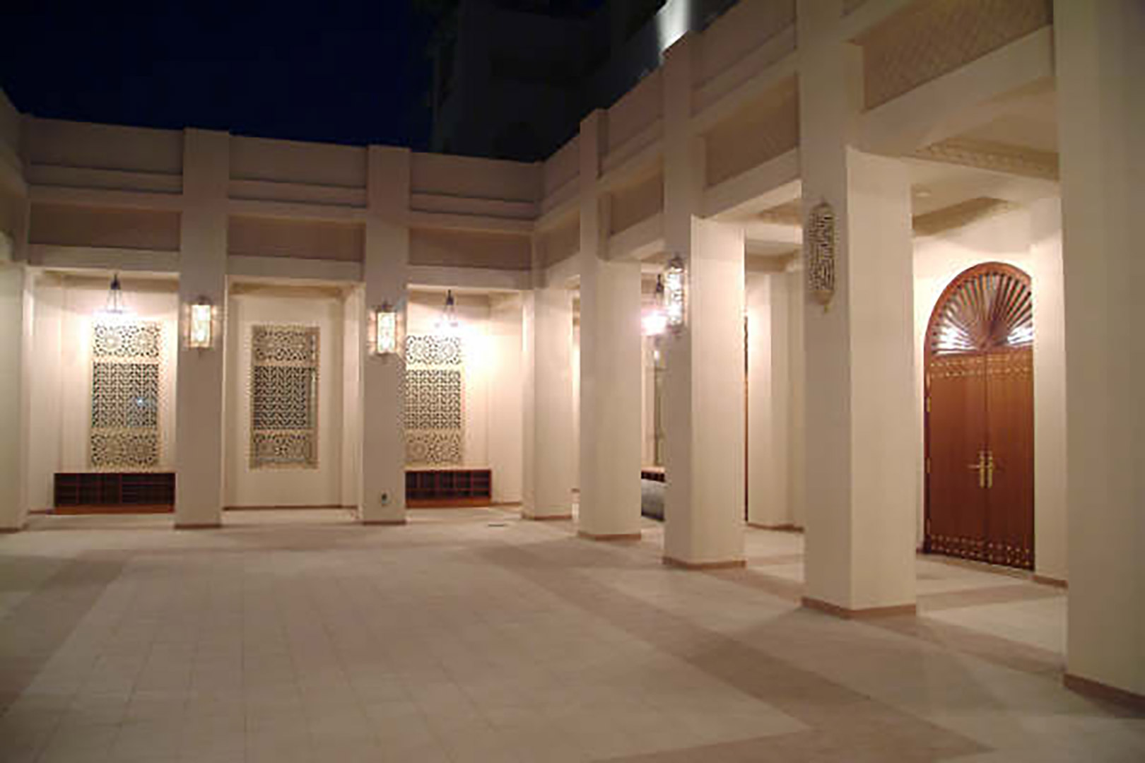 Sh.-Hessa-Mosque90